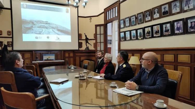 Expusieron los avances de la investigación sobre la barranca Punta Alta