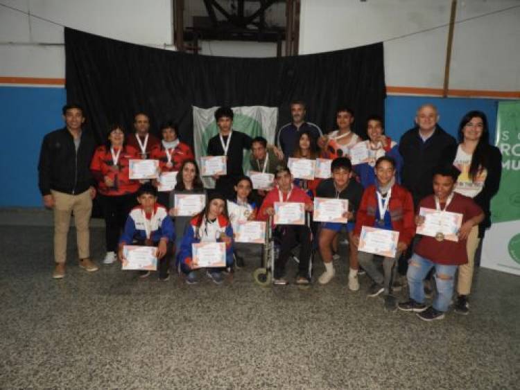 El Municipio reconoció a los 136 rosaleños que representaron al distrito en los Juegos Bonaerenses 