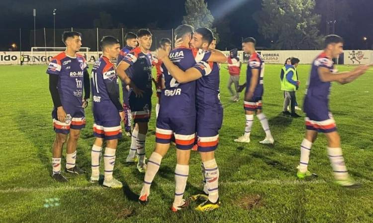 Rosario hizo todo para ganar pero terminó empatando 1 a 1 con Pacifico de Cabildo