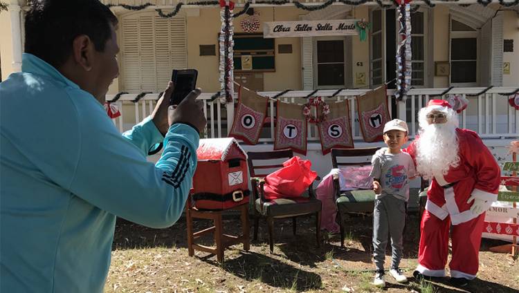 Se realizó la Gran Feria Solidaria de la Obra Taller Stella Maris