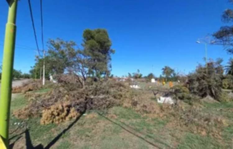 El Municipio de Coronel Rosales convoca a voluntarios para la limpieza de la Plaza de Villa Arias