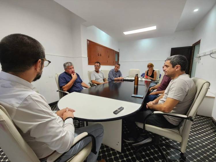 El Municipio de Coronel Rosales busca conformar un consorcio con el Astillero Río Santiago