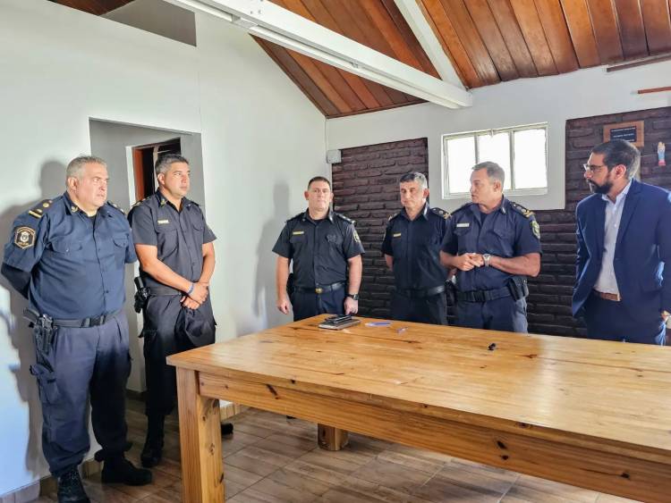 Se realizó el cambio de autoridades de la Policía Comunal