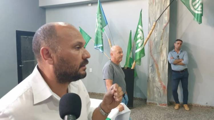 ATE en estado de alerta por los 1.300 contratados de la Armada