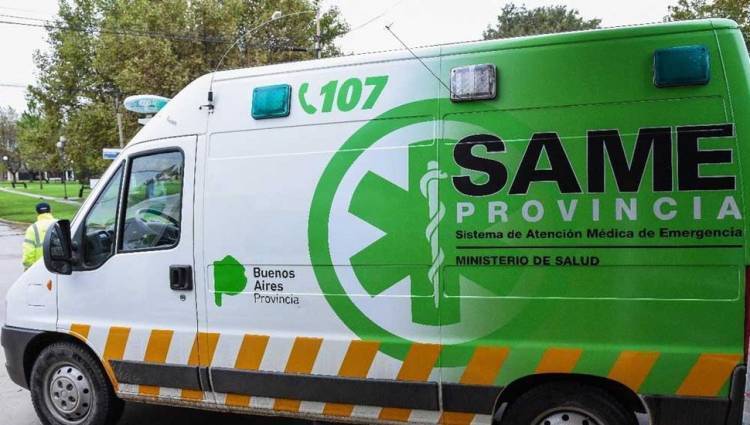 Impresionante choque entre un auto y una camioneta