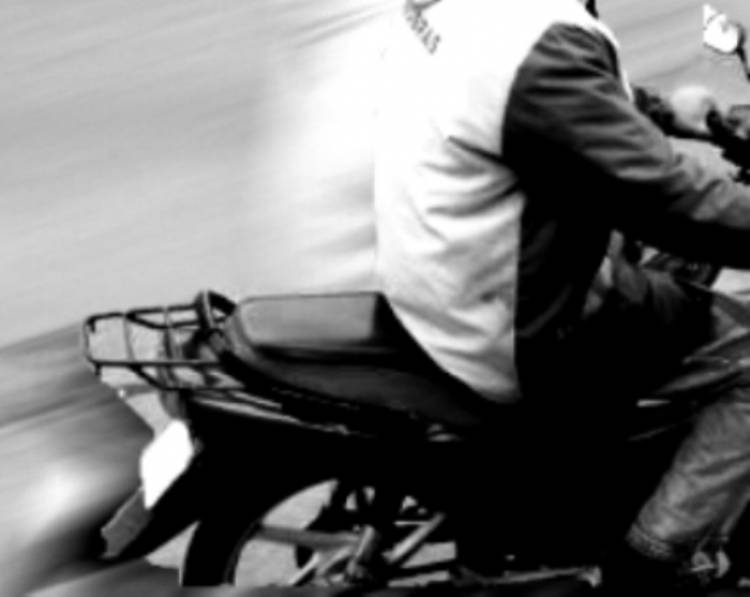 Robaron una moto que se encontraba estacionada en el frente de una vivienda