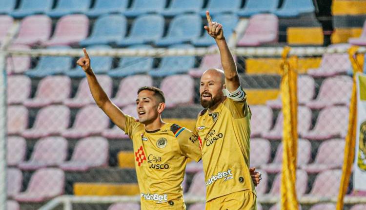 El Puntaltense Juan Manuel Tevéz convirtió por duplicado en la victoria de Cusco FC ante Deportivo Tarma