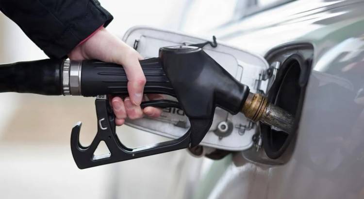 Aumento del 4 por ciento en los combustibles a partir de hoy 1 de mayo