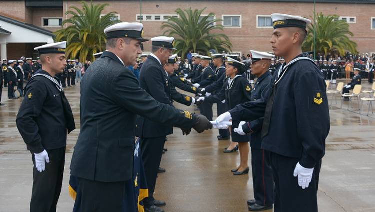 Egresó la Promoción 125 de la Escuela de Suboficiales de la Armada