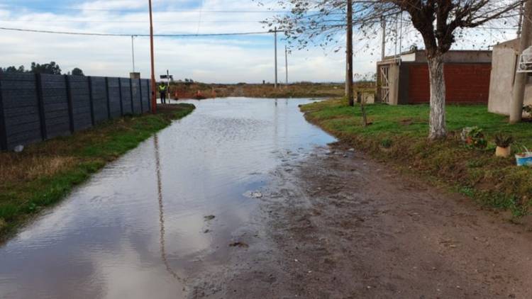 Ciudad Atlántida sigue sin agua, mientras se aguarda por la reparación de un caño