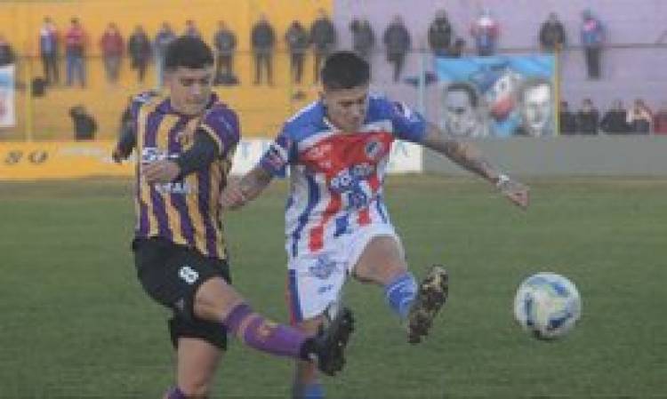 Liga del Sur: Rosario rescató un empate y sigue como único puntero del Promocional 2024