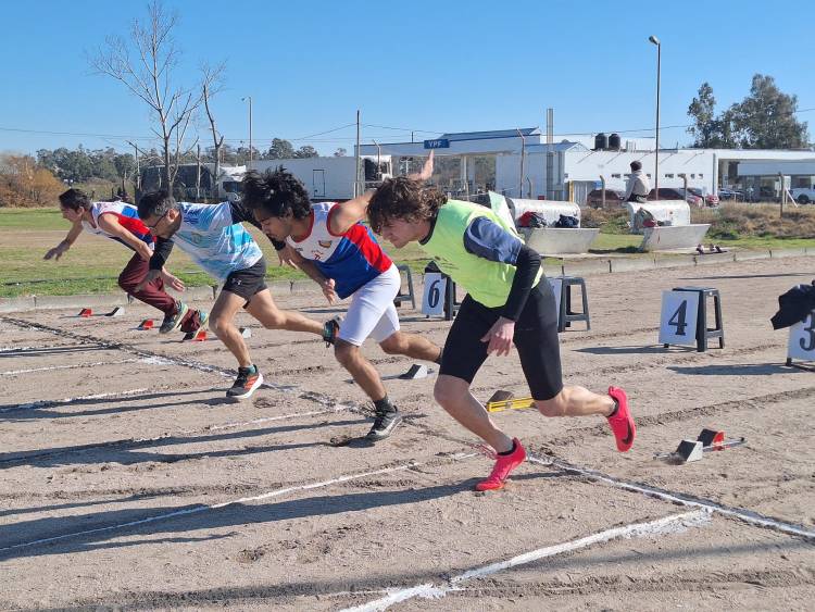 Atletismo: Se realizó el Torneo “126 Aniversario de Punta Alta”