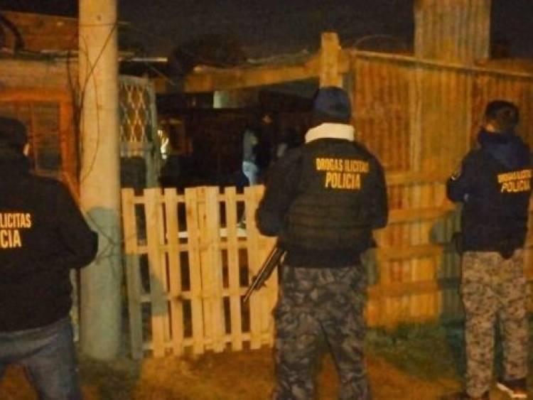 Un hombre fue detenido por tenencia y venta de drogas