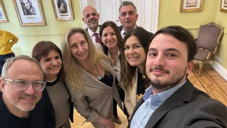 Con dos diputados de la Sexta, el PRO Libertad se unió a LLA en la Cámara Baja bonaerense