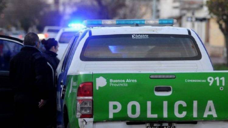 Se investiga a una cuidadora por denuncia de una mujer mayor por hurto de tarjeta y estafa
