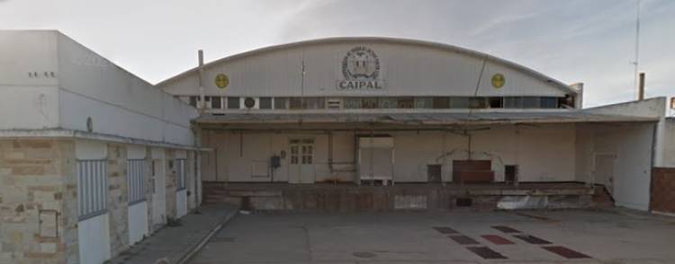 ¿Cuál es el estado del edificio de la ex CAIPAL y a quién pertenece?