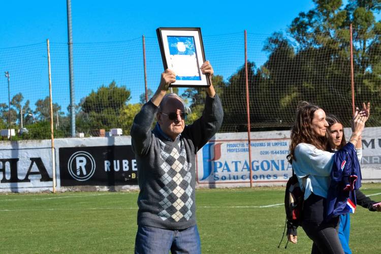 Marco Martín Ruperez fue homenajeado por la Liga del Sur