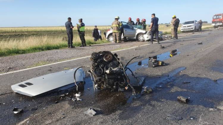 Una mujer y un niño fallecieron al chocar en el cruce de las rutas 3 y la 3 vieja