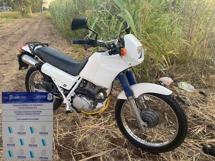 Detuvieron a un hombre que circulaba en una moto robada