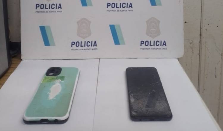 La Policía recuperó un teléfono que le habían arrebatado a una mujer de 67 años en la calle