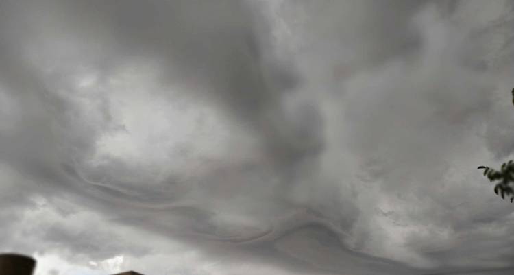 El SMN emitió un nuevo alerta por tormentas con vientos fuertes para Coronel Rosales y la zona