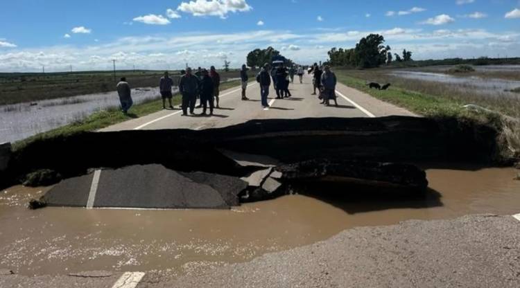 Colapsó la ruta 3 sur, en el kilómetro 711
