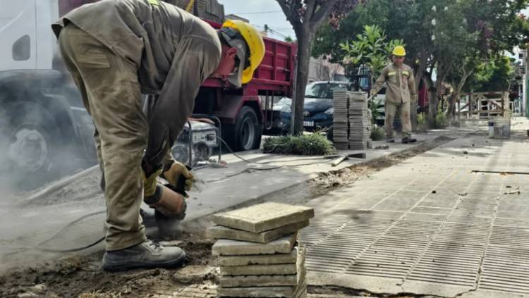 Piden que se haga público el cronograma barrial de reparación de las veredas