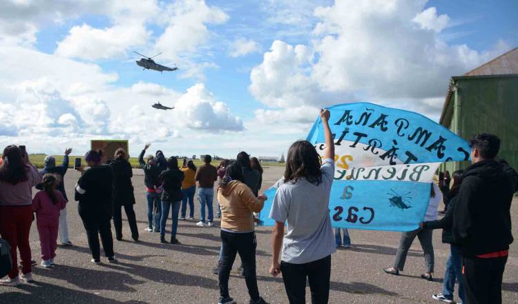 Los helicópteros Sea King arribaron a la Base Aeronaval Comandante Espora