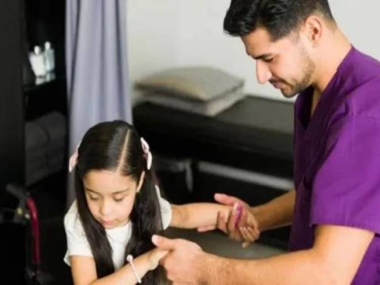 Acompañantes terapéuticos lanzan un alerta por falta de pago