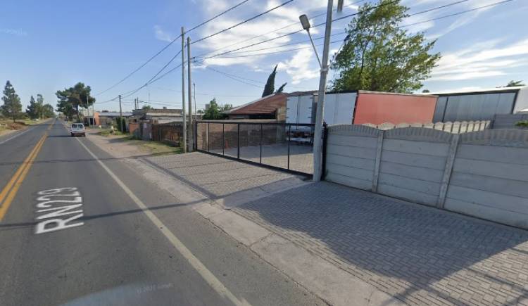 Vecinos de Colón al 3000 aseguran que cortan el tránsito para entrar y salir con sus vehículos