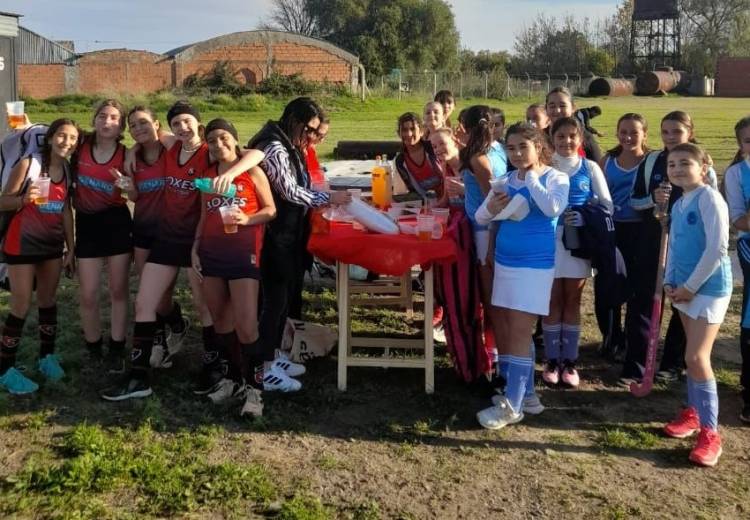Hockey: Conjuntos rosaleños disputaron la fecha 5 de los torneos organizados por la ABH
