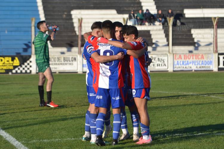 Liga del Sur: Rosario derrotó 3 a 1 a Pacífico de Cabildo