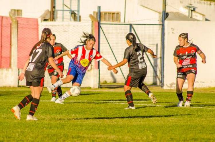 Femenino: El clásico entre Rosario y Sporting no tuvo goles