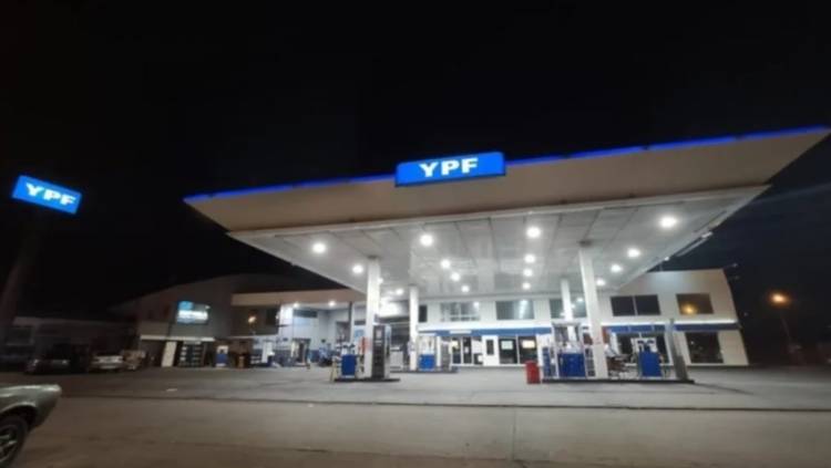Desde hoy domingo, YPF aplica un nuevo aumento en los combustibles