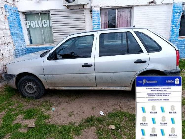 Encontraron en Barrio Luiggi 2 un auto que tenía pedido de secuestro por robo
