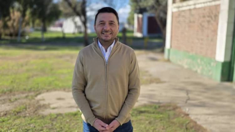 "Tenemos que legislar por el desarrollo de Rosales" indicó Pereyra