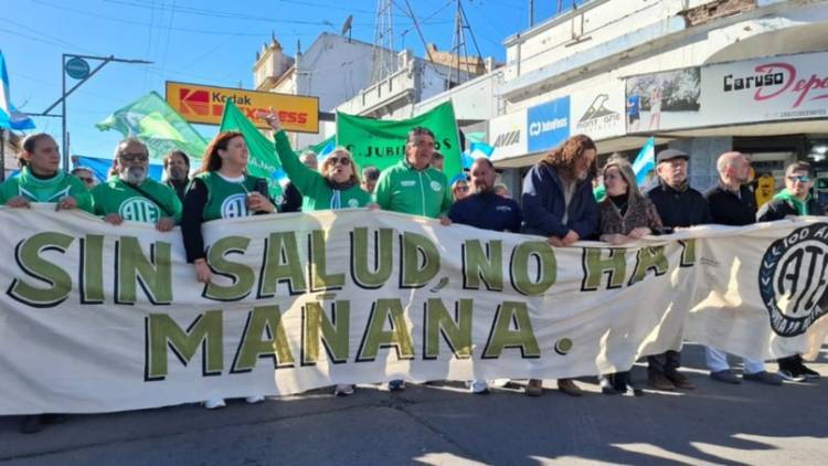 Son 42 mil las personas afectadas por la situación del IOSFA