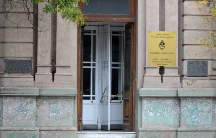 Educación trata una denuncia contra un profesor, la Justicia investiga