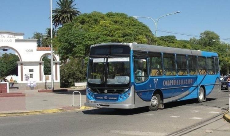 “El intendente se comprometió a hablar con el gobernador para aumentar subsidios a las empresas”