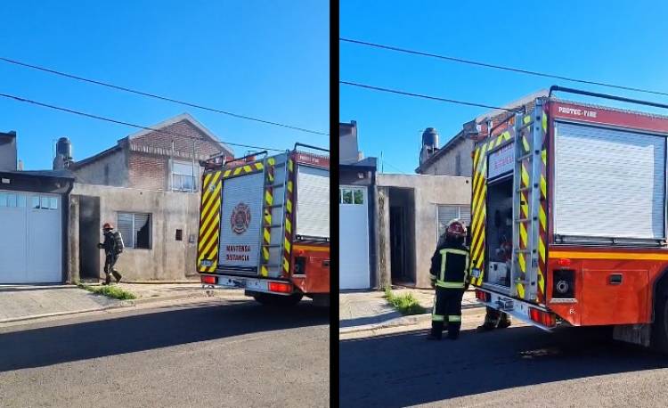 Bombero Voluntarios acudieron al incendio de un departamento