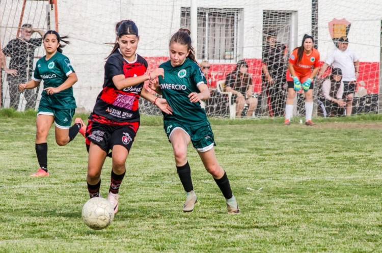 Femenino: Sporting cayó ante Empleados de Comercio en la final de ida por el ascenso