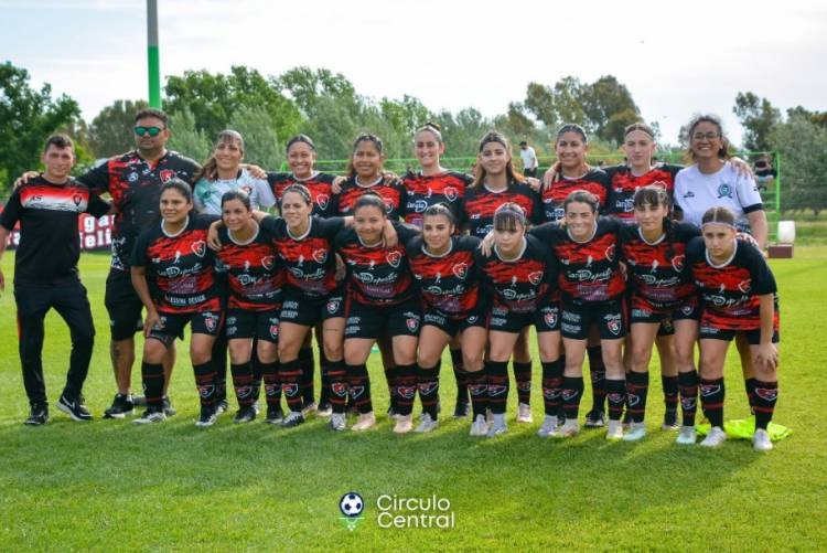 Femenino: Sporting empató en la final y Empleados de Comercio ascendió