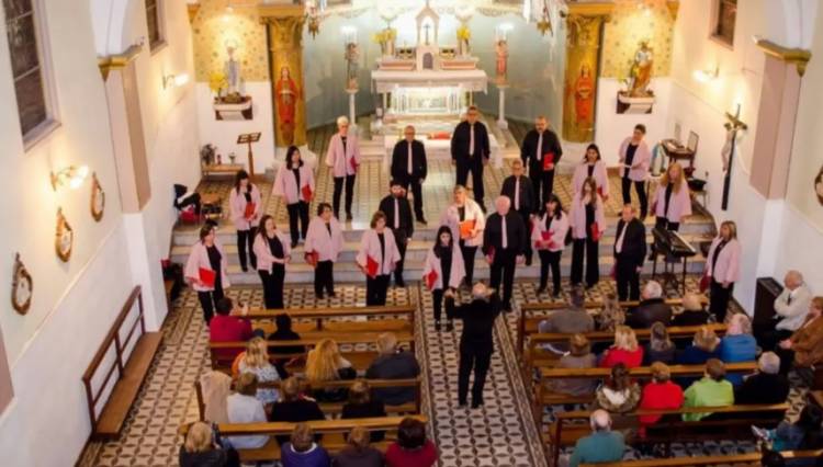 Encuentro coral navideño en la Parroquia María Auxiliadora