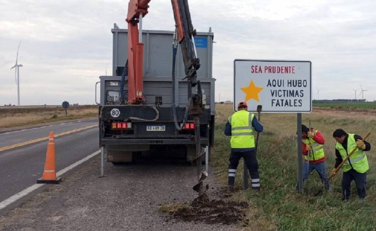 A un año del fatal accidente en cruce de Ruta 3 vieja, desapareció el cartel de Estrellas Amarillas