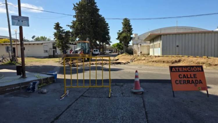 Se iniciaron los trabajos de reparación del asfalto en la salida de la Terminal de Ómnibus