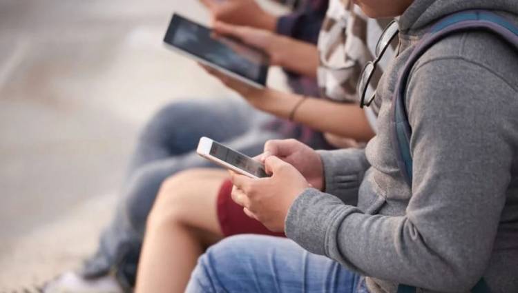 Proponen prohibir el uso de redes sociales a menores de 13 años en la Provincia de Buenos Aires