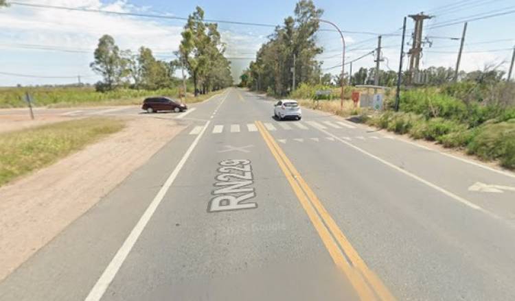 Dos jóvenes fueron hospitalizadas tras caer de una moto en el cruce de Ruta 229 y acceso a Villa del Mar