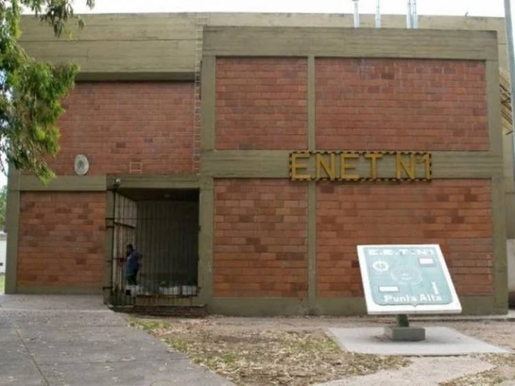 El Intendente Aristimuño anunció la creación de un fondo para fortalecimiento de la Escuela Técnica