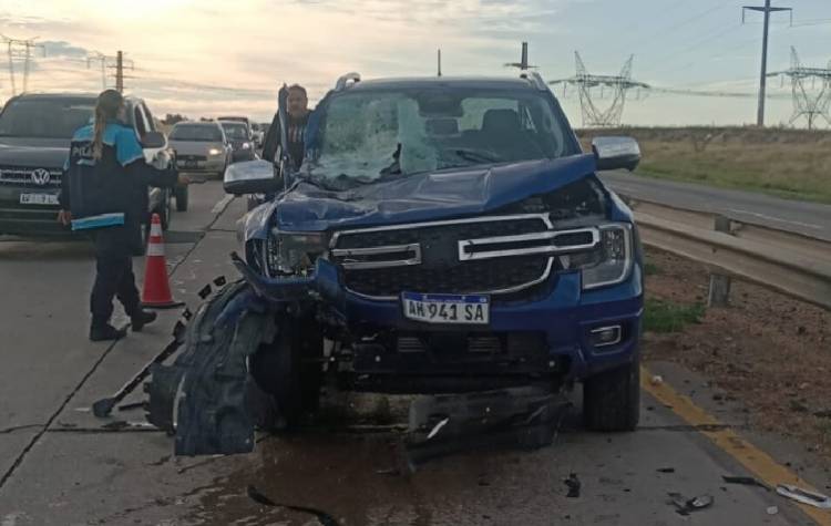 Puntaltenses protagonizaron un accidente en la autovía de ruta 3 y Grünbein