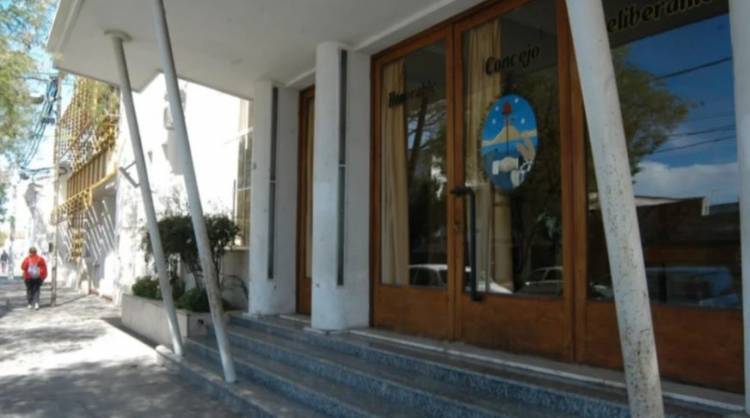 Se realizó la primera reunión de la Mesa del Agua, con el más importante ausente, ABSA